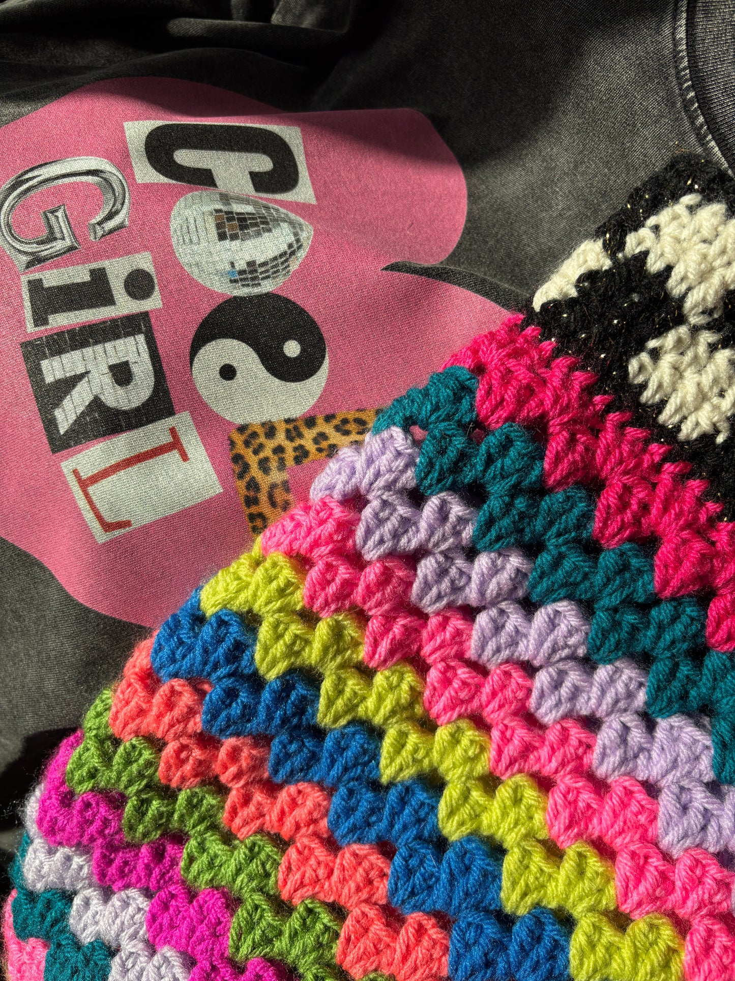 COOL GIRL - pink smiley