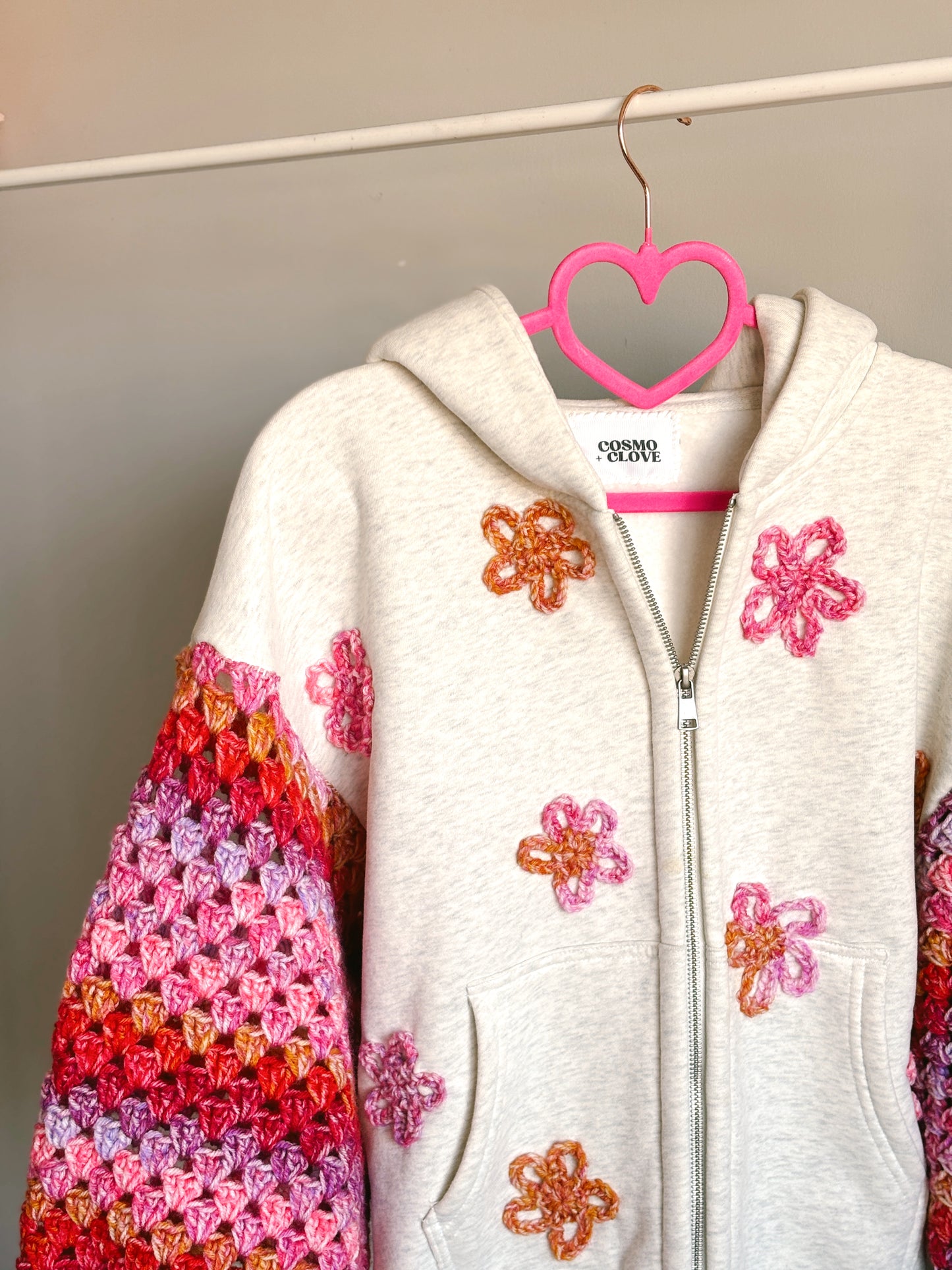 CRO-HOODIE 01.